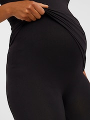VERO MODA Black Maternity Ribbed Over The Bump Comfort Leggings - Image 4 of 5