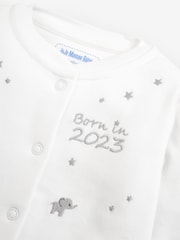 Pijama bordado Born in 2023 de JoJo Maman Bébé - Imagen 4 de 4