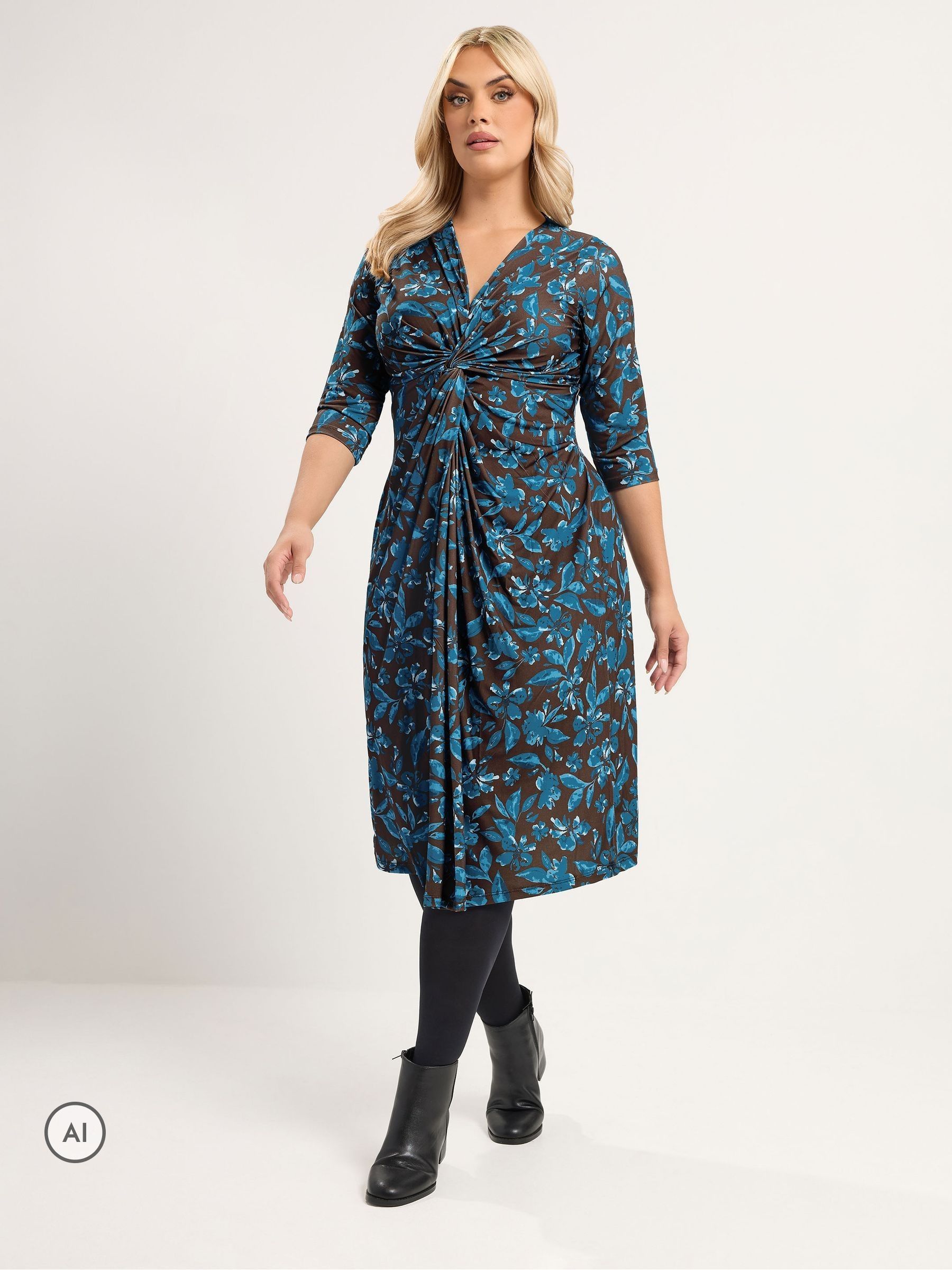 Yours Women's Brown Curve Floral Twist Front Dress - Image 3