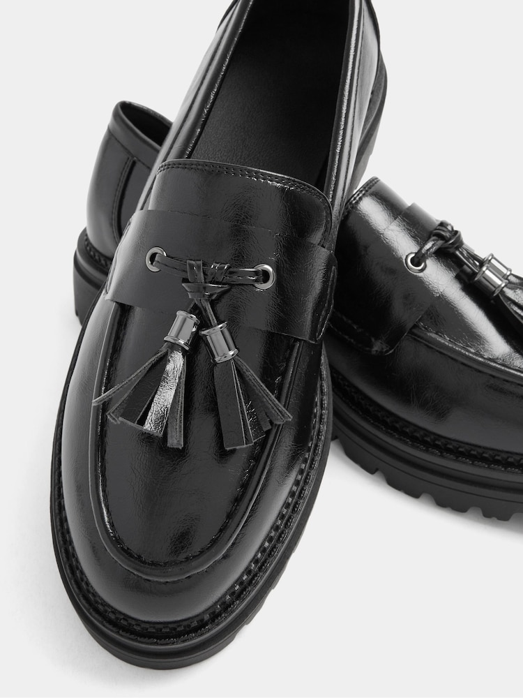 أسود - Yours Curve Tassel Cleated Casual Loafers In Wide E Fit - صورة 5 من 5 أسود - Yours Curve Tassel Cleated Casual Loafers In Wide E Fit - صورة 5 من 5