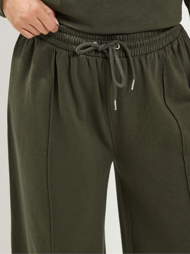 Yours Curve Green Wide Leg Joggers - Image 4 of 4