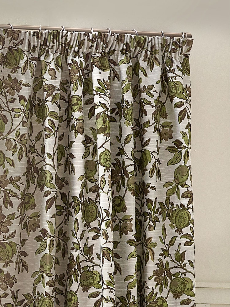 Wylder Pomegranate Floral Jacquard Pencil Pleat Curtains - Изображение 2 из 5 Wylder Pomegranate Floral Jacquard Pencil Pleat Curtains - Изображение 2 из 5