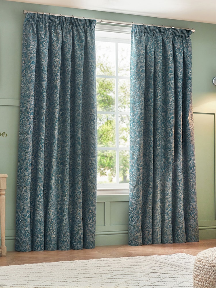 Wylder Wedgewood Grantley Jacquard Pencil Pleat Curtains - Image 2 of 5