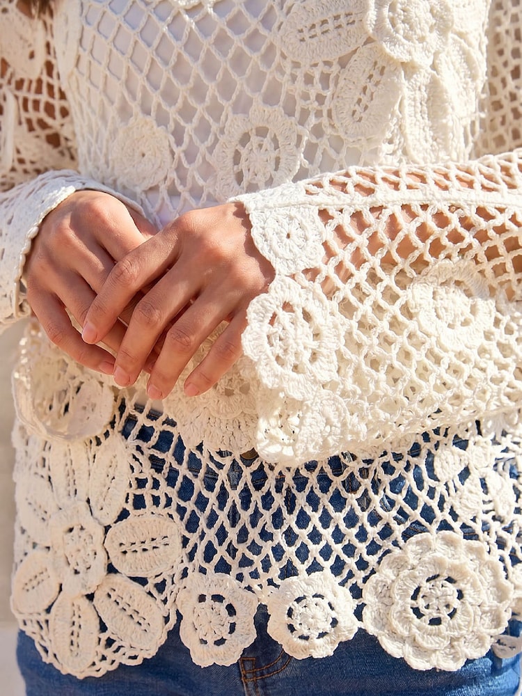 Roman White Floral Open Crochet Knit Tunic - Image 4 of 4