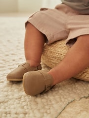 Neutral Pram Clogs (0-2mths) - Image 2 of 7