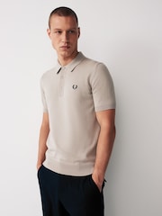 Ovsena kaša - Fred Perry pletena polo majica iz Blend merino volne - Slika 1 iz 6