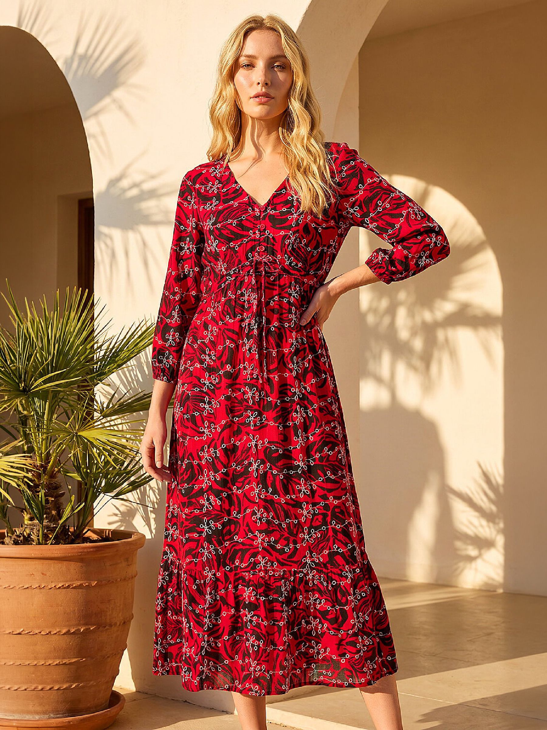 k*5様 23年　FOXEY NEW YORK 43873 Dress Mari Comprar Vermelho - Vestido midi com bordado Roman de folhas from