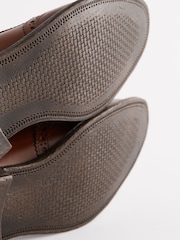 Tan Brown Heritage Brogue Shoes - Image 8 of 8