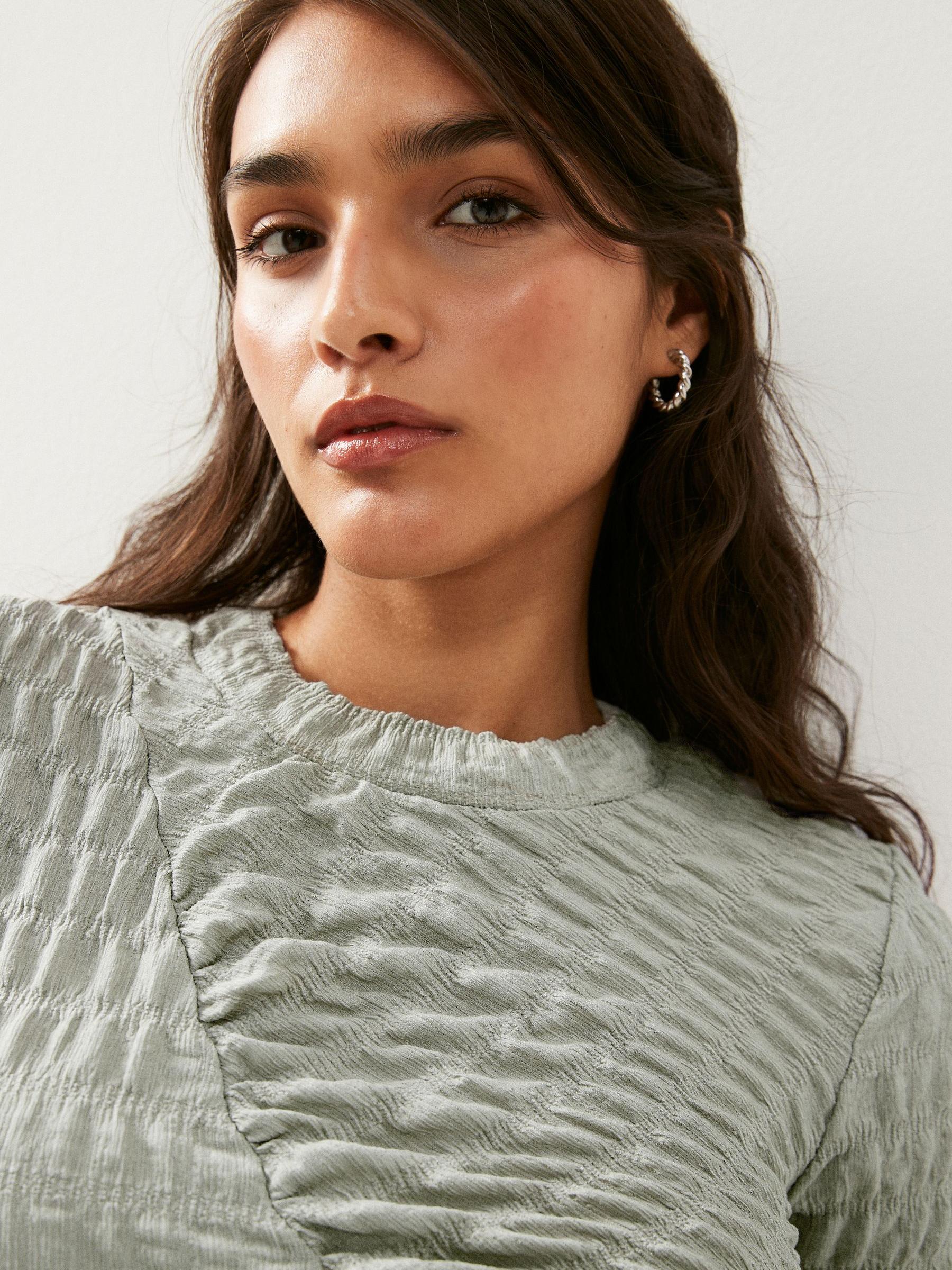 Sage Green Long Sleeve Ruched Detail Textured Midi Dress - Image 3 of 5
