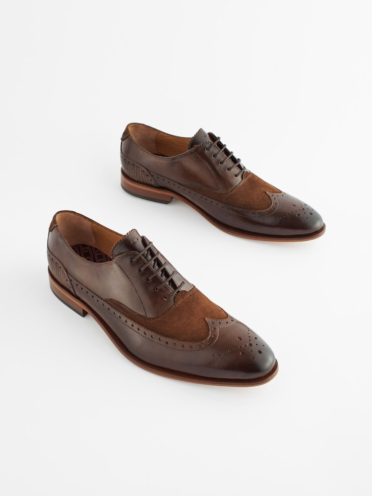 Brown Leather Oxford Wing Cap Brogue Shoes - Image 2 of 6