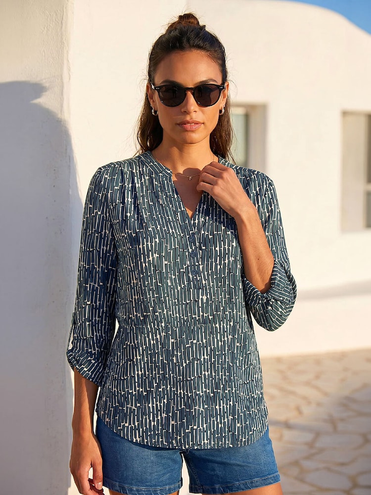 Roman Green Textured Abstract Print V-Neck Stretch Tunic Top - Image 2 of 4