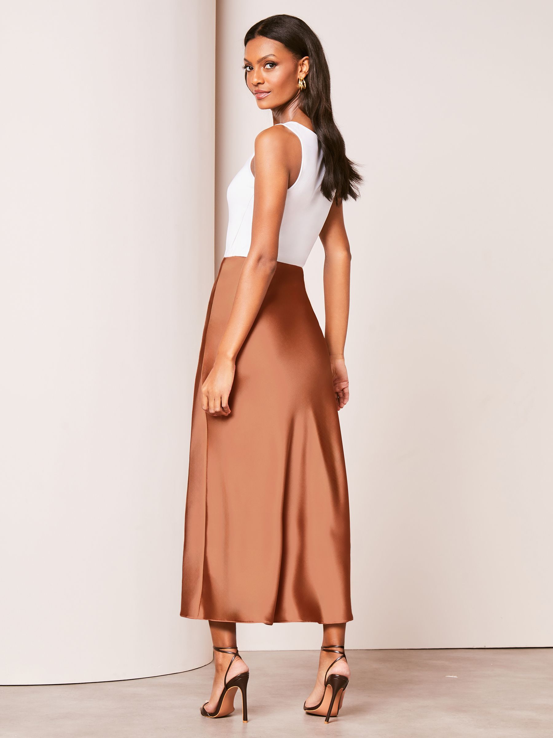 Satin skirt rust cheap