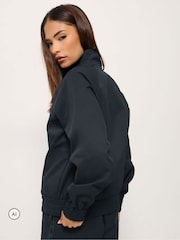 Bleu - PixieGirl Petite Satin Trim Wide Leg Trousers & Jacket Set - Image 3 sur 7