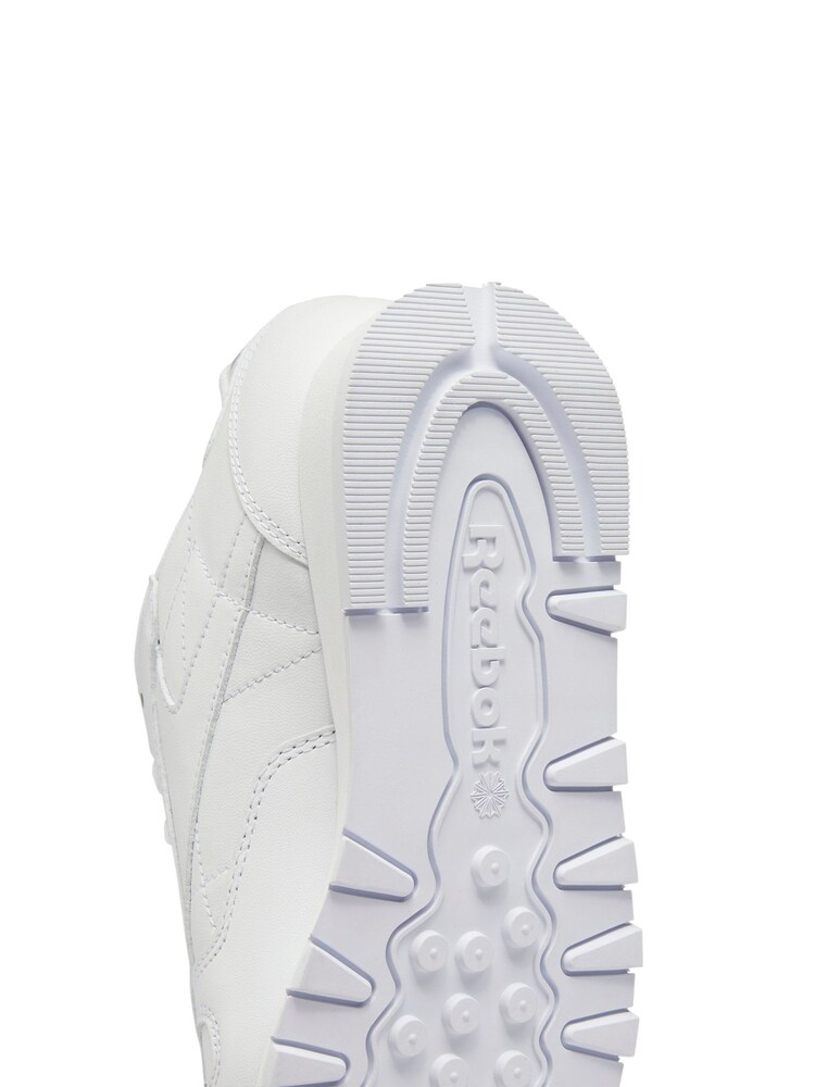 Белый - Женские классические кожаные кроссовки Reebok - Изображение 10 из 10