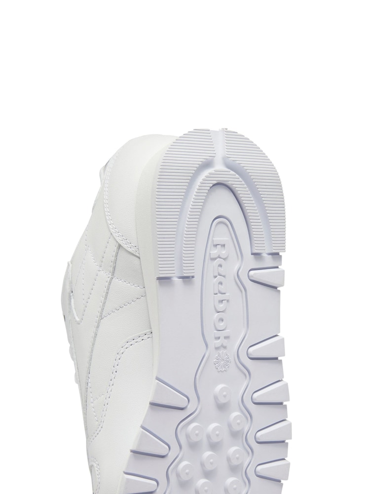 Biały - Skórzane damskie buty sportowe Reebok Classic - Image 9 of 10