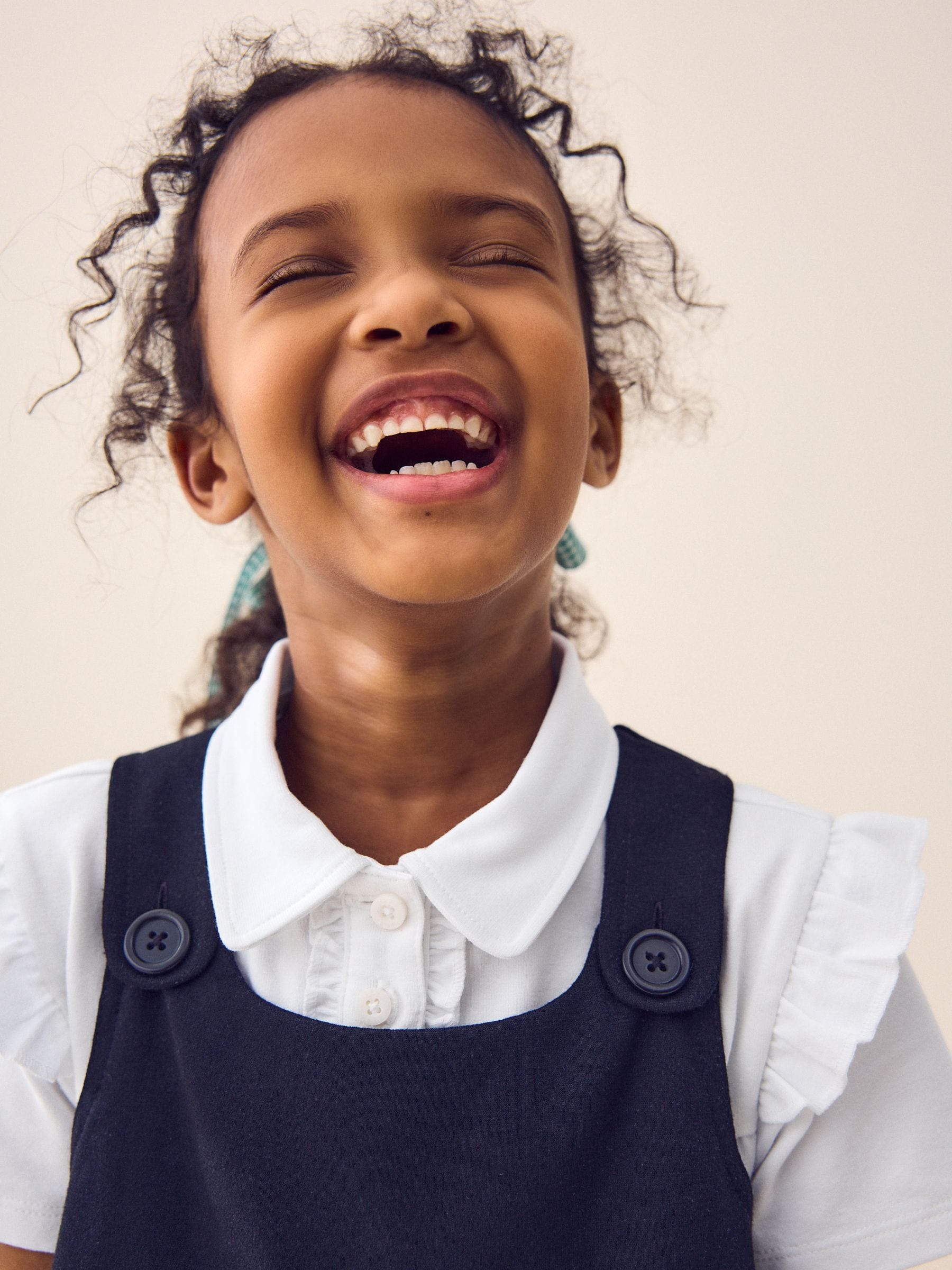 NEXT Schul-Latzkleid Aus Jersey – Mit Zierschleife, Für Mädchen, Maschinenwaschbar