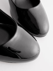 črna - Čevlji Mary Jane z visoko peto in okroglim koleščkom Forever Comfort - Slika 7 iz 9