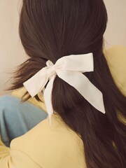 Blue/Ecru Bow Scrunchies 2 Pack - Image 7 of 9