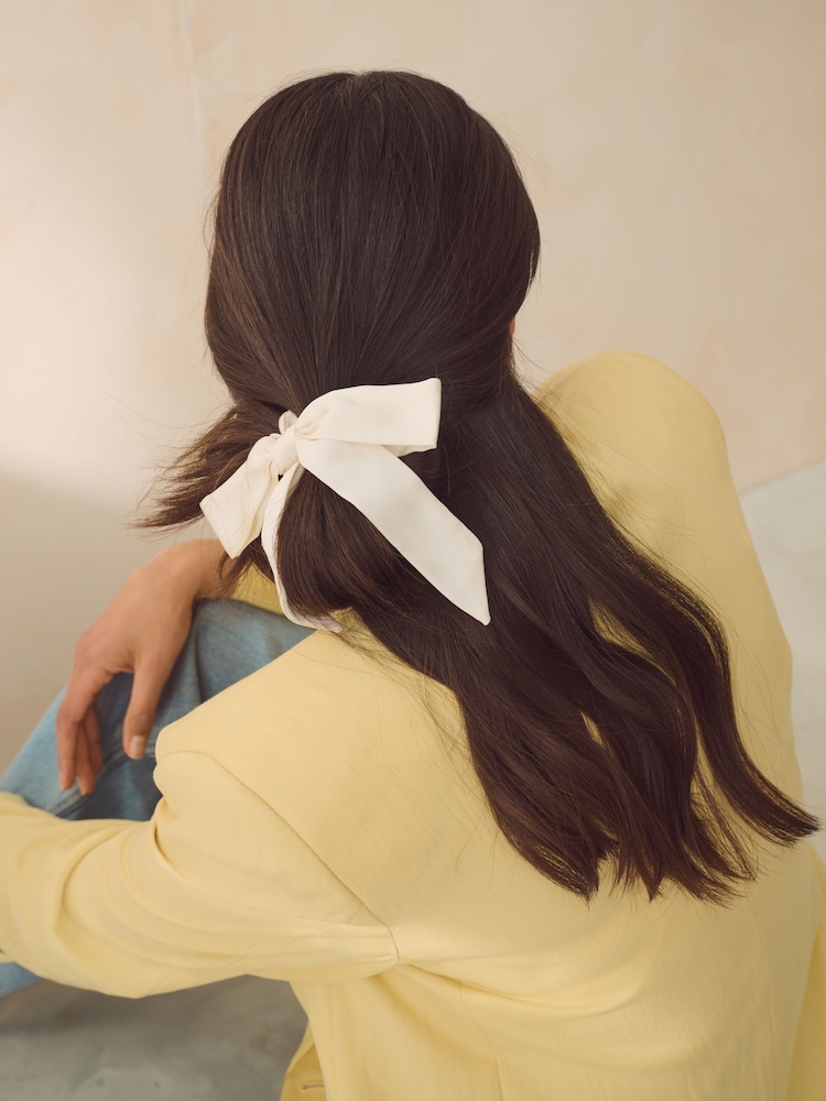 Blue/Ecru Bow Scrunchies 2 Pack - Image 9 of 9