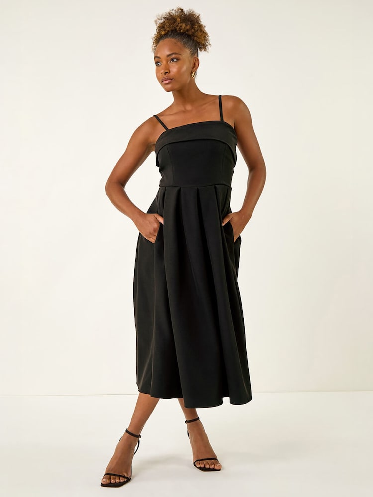 bridesmaid dress dusty blue Asher Square Neckline creating a visually intriguing sister of the bride Color:Solid Short Sleeve Wrap Dress Black I’m never going to