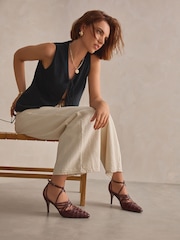 Temno rdeča - Forever Comfort® Cage Closed Point Toe Strappy čevlji z visoko peto - Slika 2 iz 9