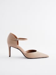 Camelo - Forever Comfort® Leather Point Toe Mary Jane Heels - Imagem 4 de 7