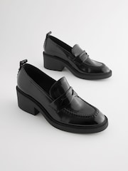 črna - Forever Comfort® Lakirani mokasini s peto - Slika 4 iz 8