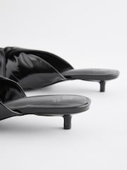 črna - Čevlji Forever Comfort Point Toe Knot Mules - Slika 9 iz 9