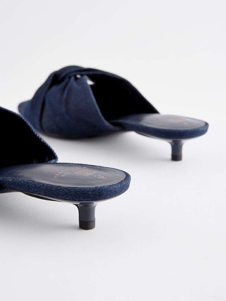 Džins - Čevlji Forever Comfort Point Toe Knot Mules - Slika 7 iz 7 Džins - Čevlji Forever Comfort Point Toe Knot Mules - Slika 7 iz 7