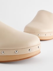 Kost - Forever Comfort Stud Close Toe Clog Heels - Slika 9 iz 11
