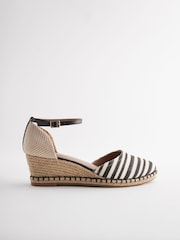 Schwarz-weiß gestreift - Forever Comfort® Schuhe mit geschlossener Zehenpartie und Keilabsatz - Bild 3 von 7