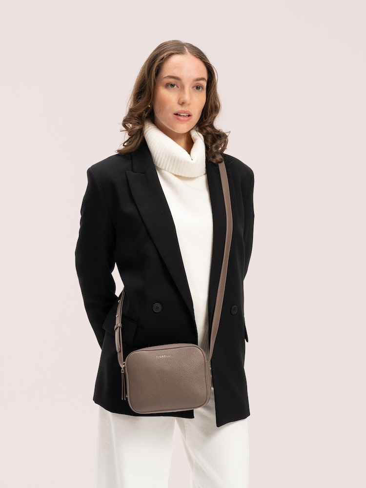 Fiorelli Brown Naomi Camera Bag - Image 2 of 2 Fiorelli Brown Naomi Camera Bag - Image 2 of 2