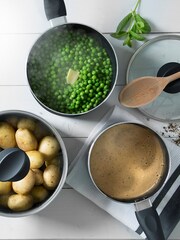 Tower 3 Piece Clear Ceramic Pan Set - Image 3 of 7