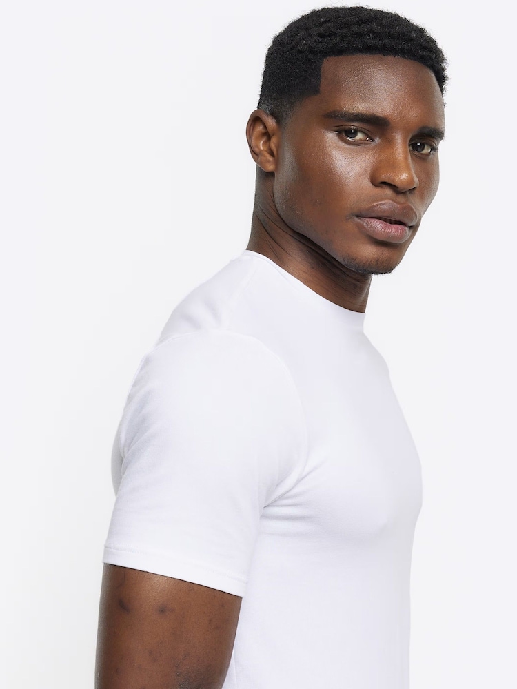 River Island Black/White Muscle Fit 100% Cotton T-Shirts 2 Pack - Image 5 of 7