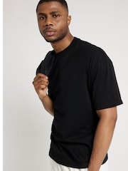 River Island Black/White 100% Cotton Oversized T-Shirts2 Pack - Image 2 of 5