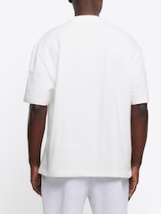 River Island White Oversized 100% Cotton Studio T-Shirt - Image 2 of 4