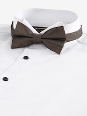 White/Bronze Slim Fit Single Cuff Occasion Shirt And Bow Tie Set - Image 8 of 9