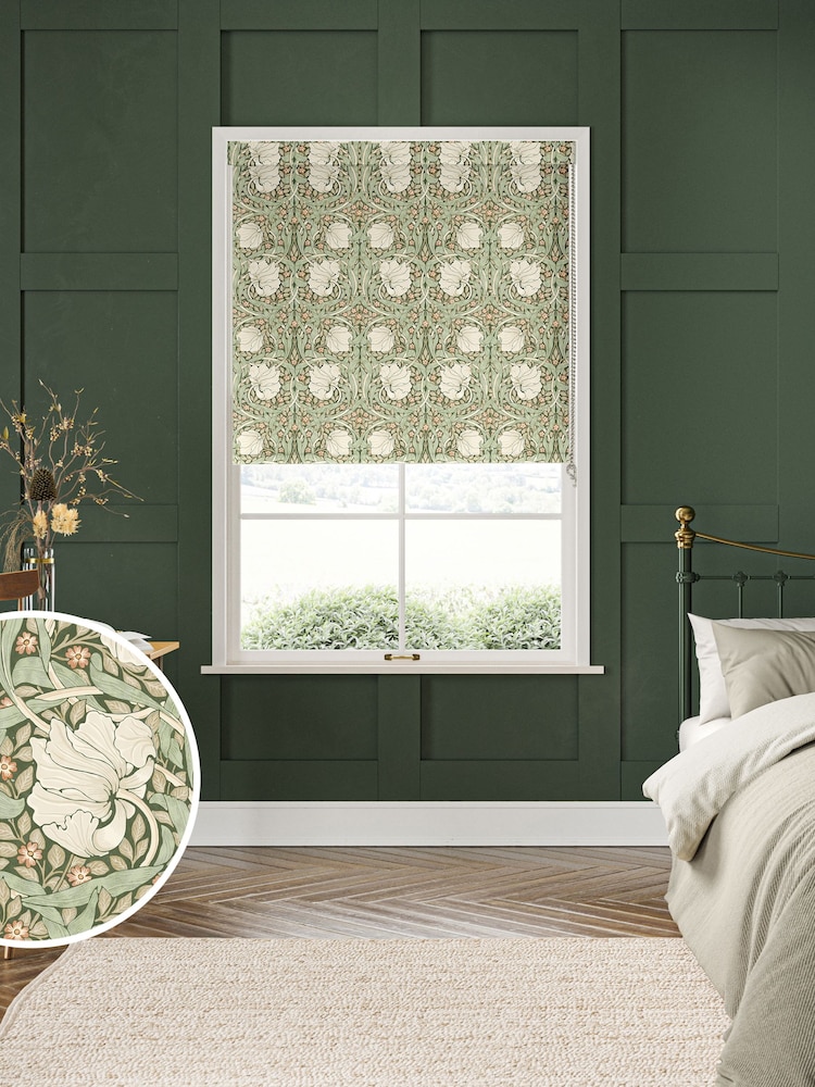 William Morris At Home Green Pimpernel Made To Measure Roller Blind - Image 1 of 6