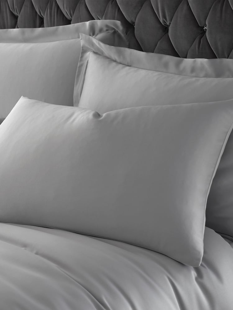 Catherine Lansfield Silver Silky Soft Satin Duvet Cover and Pillowcase Set - Image 2 of 3