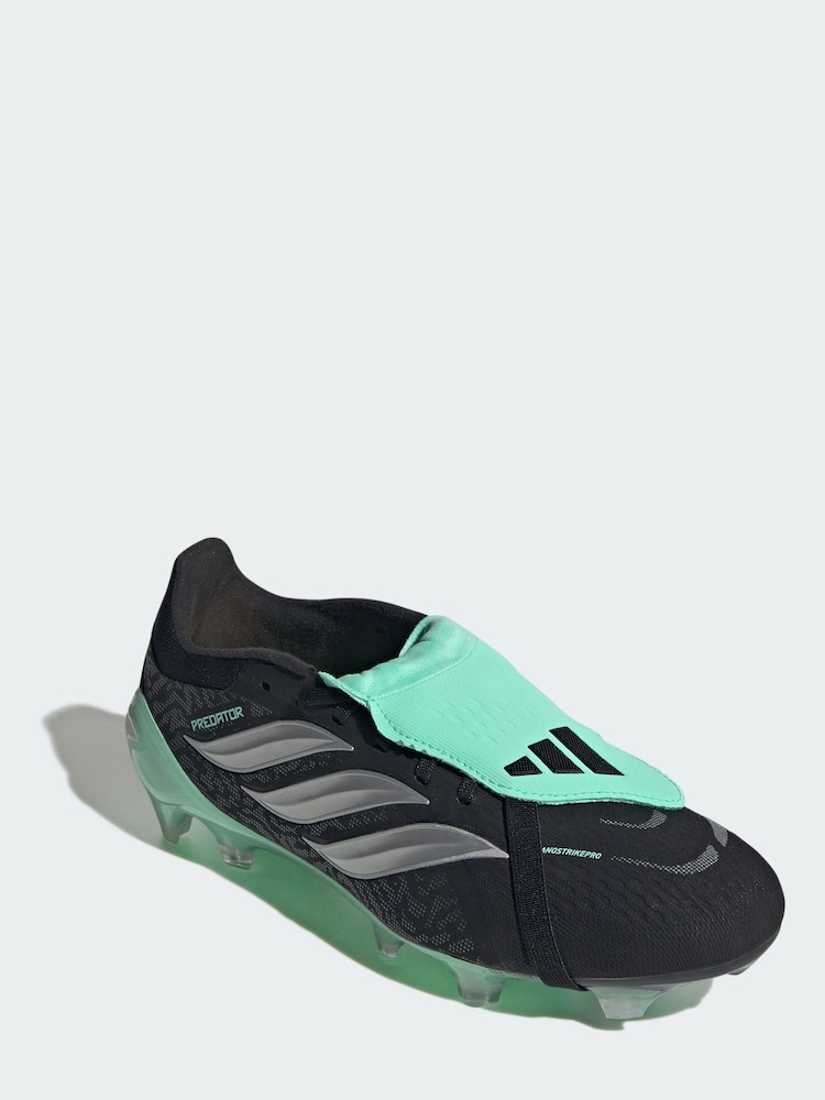 بوت كرة قدم Predator بلسان قابل للطيّ مناسب للأرضيات الصلبة تشكيلة Pro من adidas - صورة 1 من 4 بوت كرة قدم Predator بلسان قابل للطيّ مناسب للأرضيات الصلبة تشكيلة Pro من adidas - صورة 1 من 4