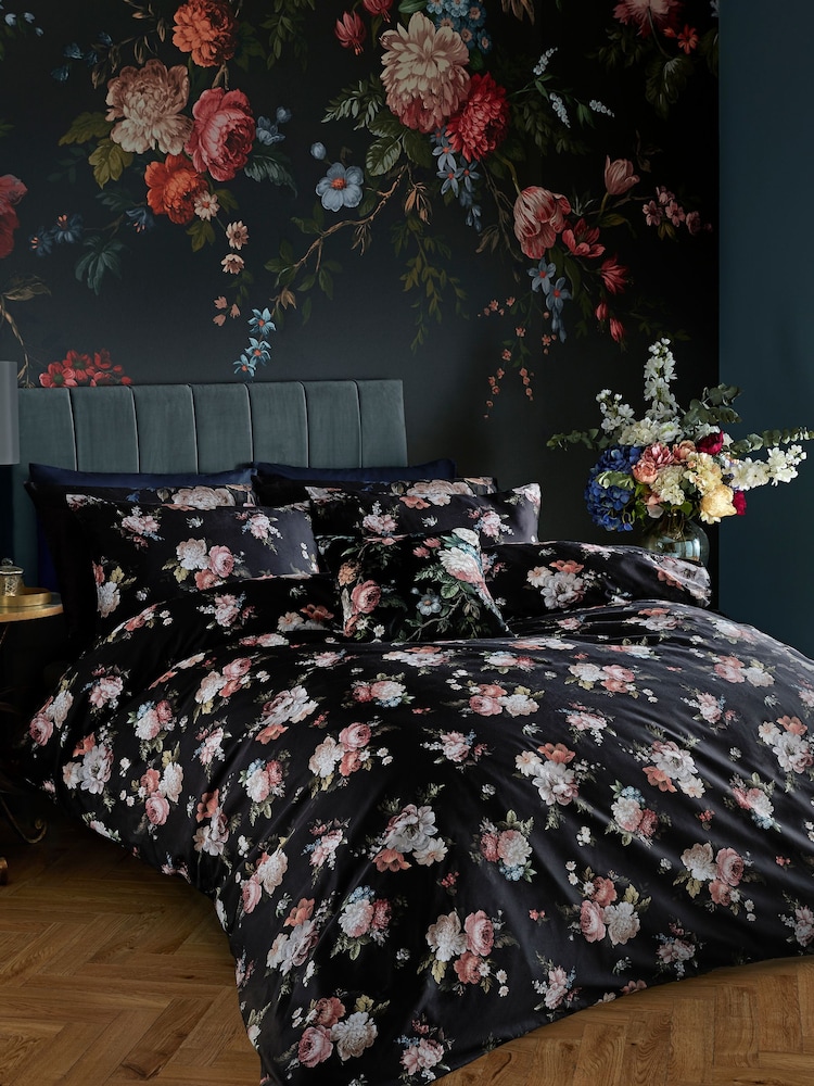 Graham & Brown Black Hague Fleurs 100% Cotton Duvet Cover and Pillowcase Set - Image 2 of 7