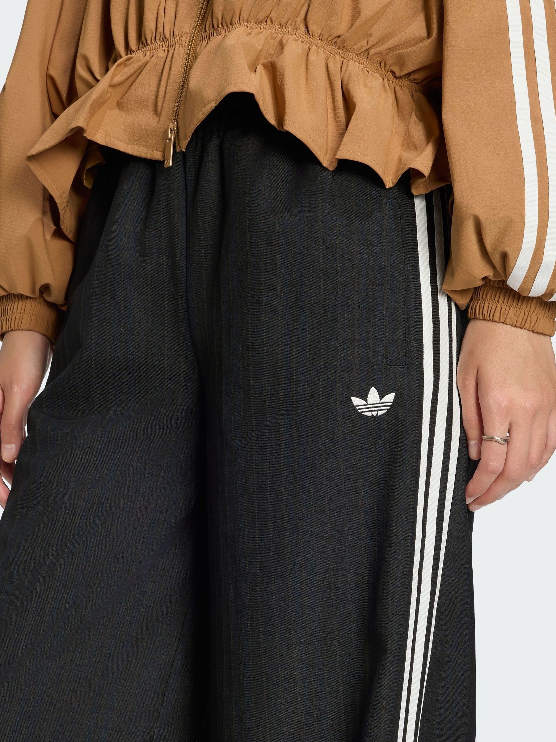 Comprar adidas Originals Loose Check Track Joggers from Next Brazil