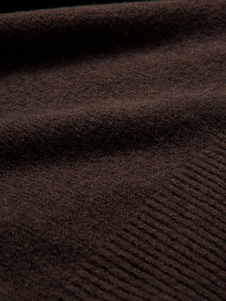 Celtic & Co. Brown Studio Slouchy Roll Neck Jumper - Image 7 of 7 Celtic & Co. Brown Studio Slouchy Roll Neck Jumper - Image 7 of 7