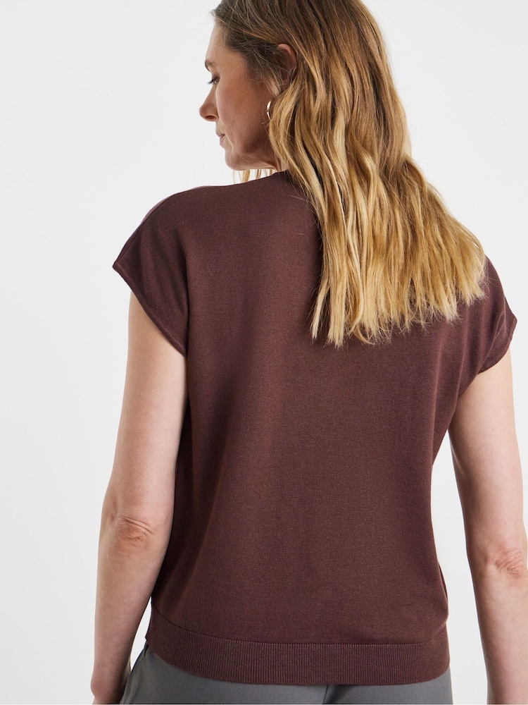 JD Williams Brown V-Neck Short Sleeve Funnel Neck T-Shirt - Image 2 of 4 JD Williams Brown V-Neck Short Sleeve Funnel Neck T-Shirt - Image 2 of 4