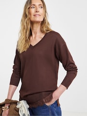 JD Williams Brown Lace Hem V-Neck Jumper - Image 3 of 4