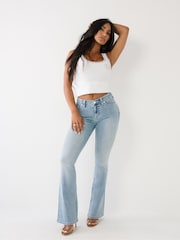 رمادي - جينز Becca بقصة Bootcut بارتفاع متوسط من True Religion - صورة 3 من 6