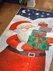 Red Washable Santa Runner - Image 3 of 5