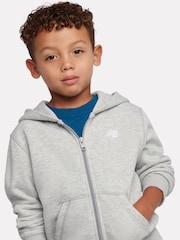 Gris - Conjunto de pantalón deportivo y pantalones de chándal con cremallera y logo pequeño de New Balance. - Imagen 4 de 10