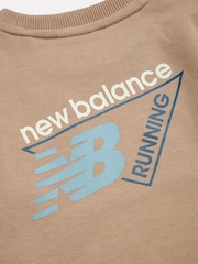 New Balance Running French Terry Crew & Joggers Set - Larawan 4 ng 4
