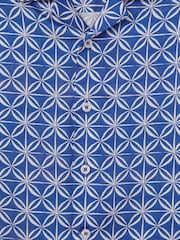 Reiss Bright Blue/White Tintipan Printed Cuban Collar Shirt - Image 6 of 6